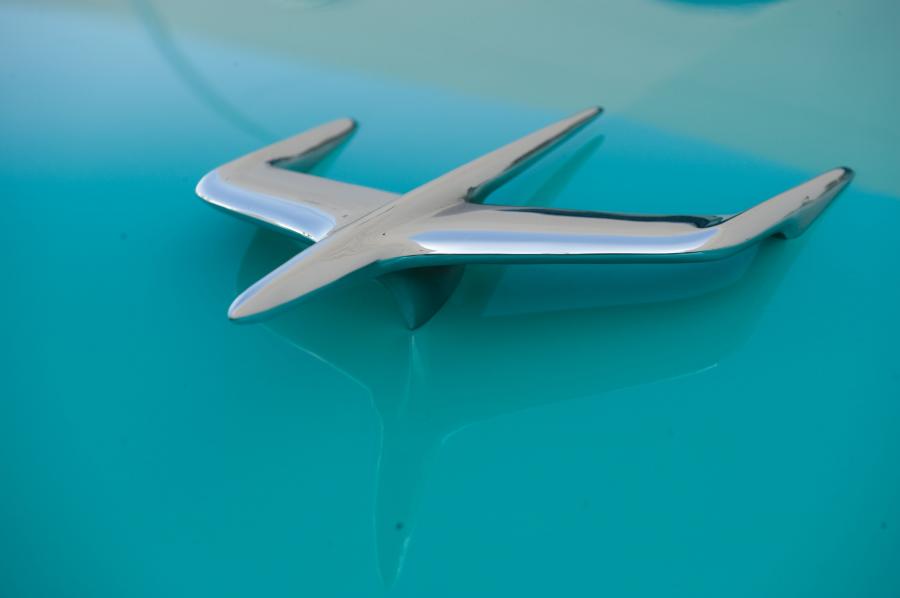 Логотип Mercury Montclair Hardtop Coupe (4A) 1955 года  (фото 14 из 17)
